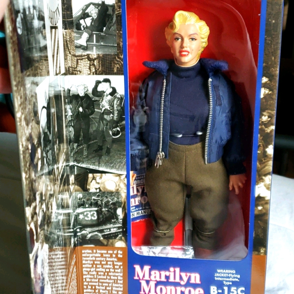 ⚡Host Pick⚡ Rare Marilyn Monroe GI Jane Doll